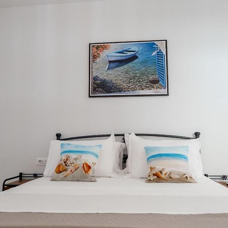 Aleksandra Apartments Sarandë Exteriér fotografie