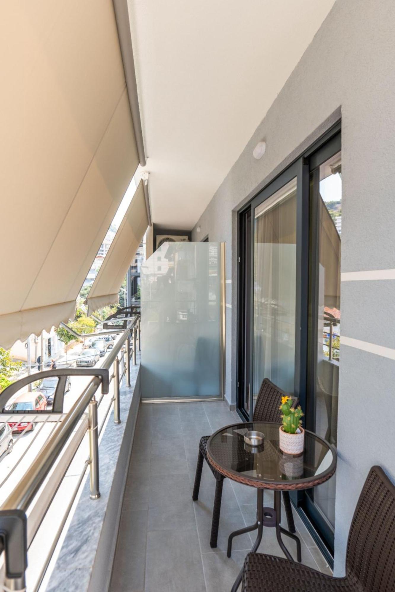 Aleksandra Apartments Sarandë Exteriér fotografie