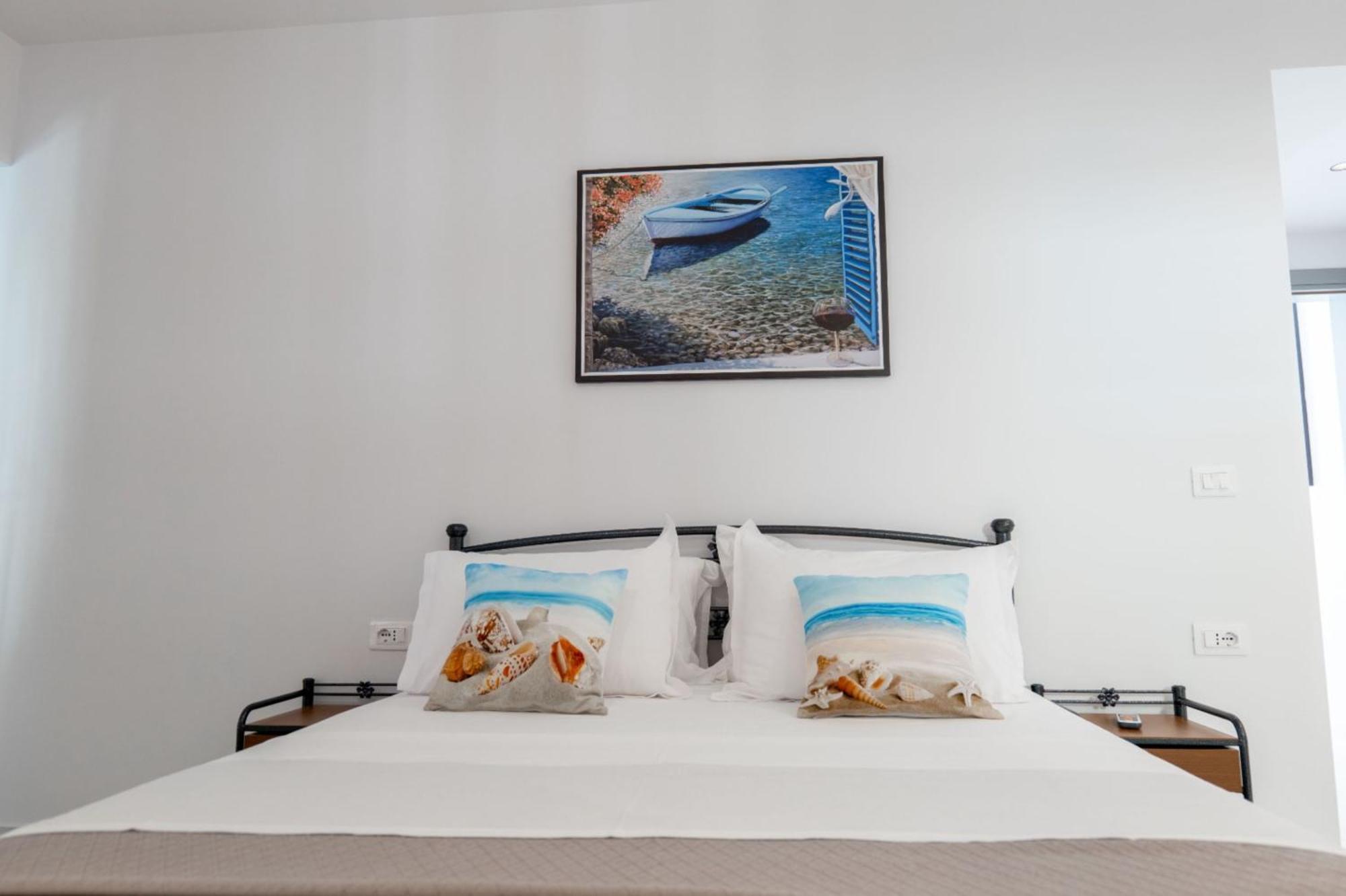 Aleksandra Apartments Sarandë Exteriér fotografie