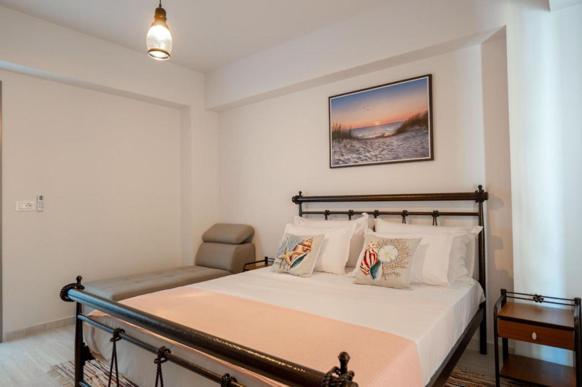 Aleksandra Apartments Sarandë Exteriér fotografie